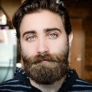 Comment bien prendre soin de votre barbe hipster ?